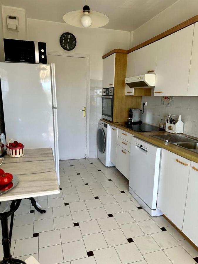 Bel Appartement Avec Vue Mer Villeneuve-Loubet Buitenkant foto